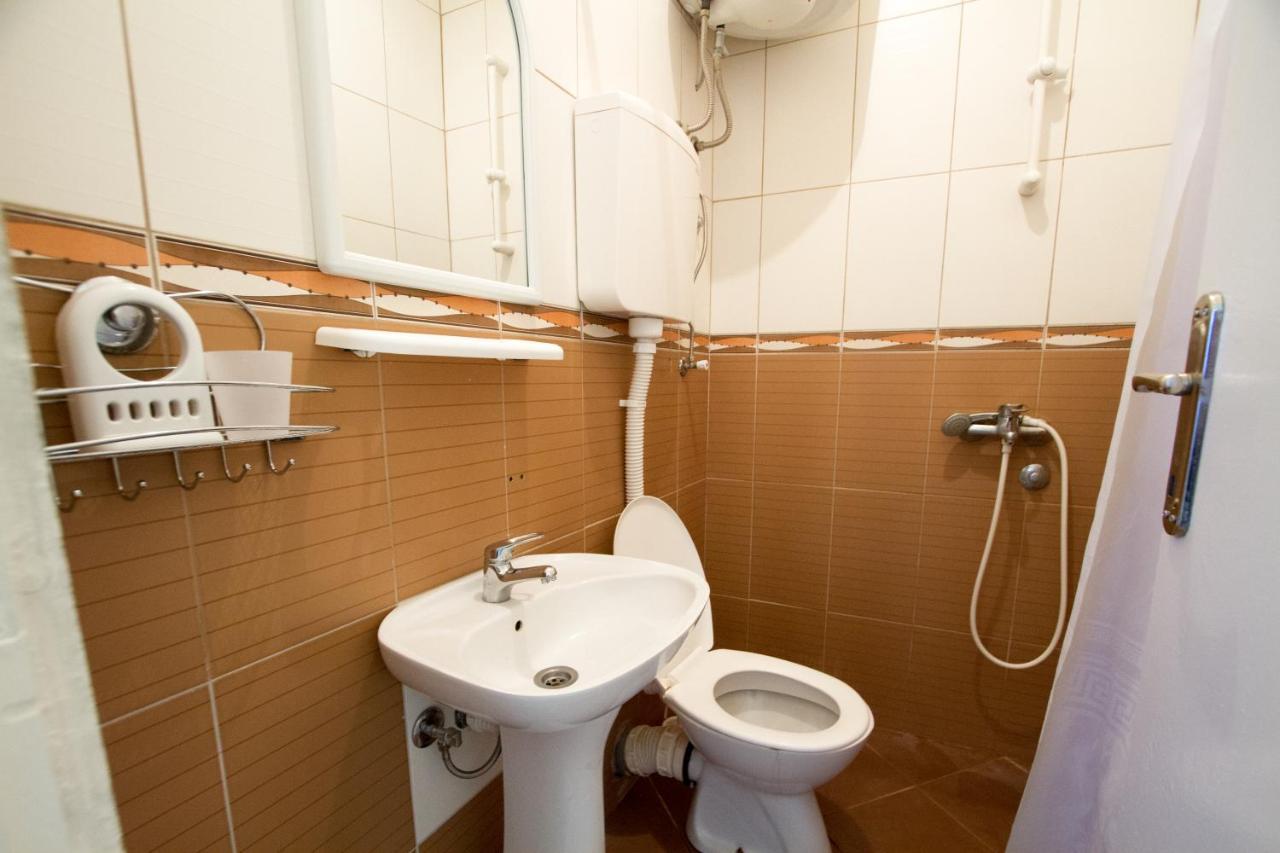 Belane Apartments Тиват Екстериор снимка