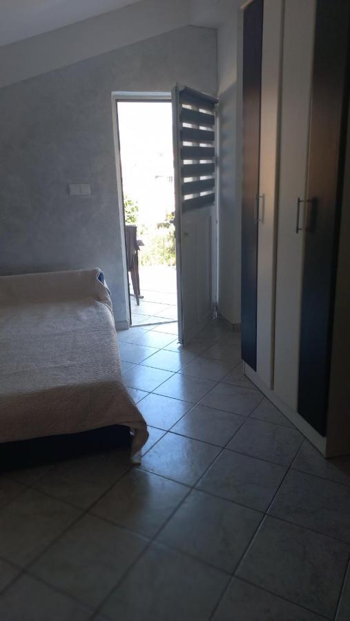 Belane Apartments Тиват Екстериор снимка