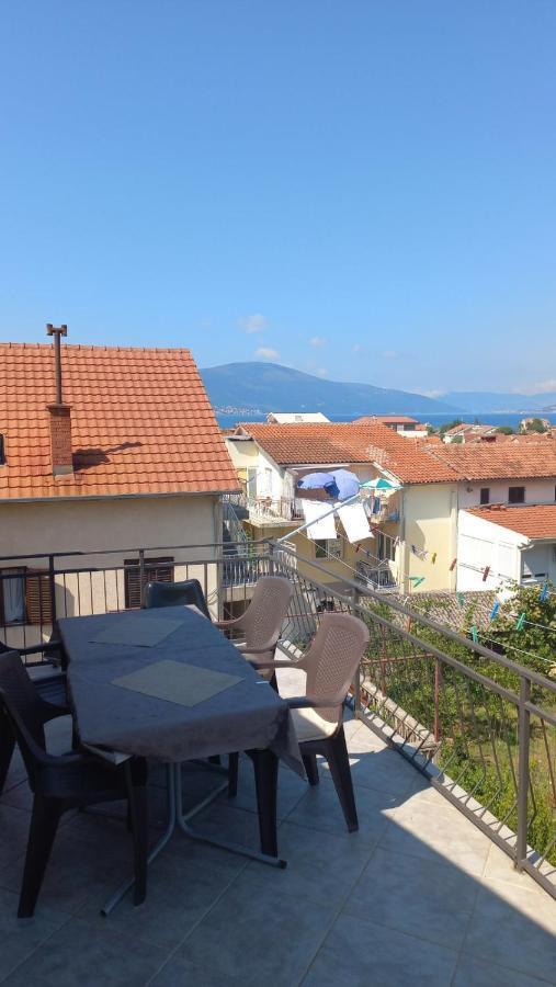 Belane Apartments Тиват Екстериор снимка